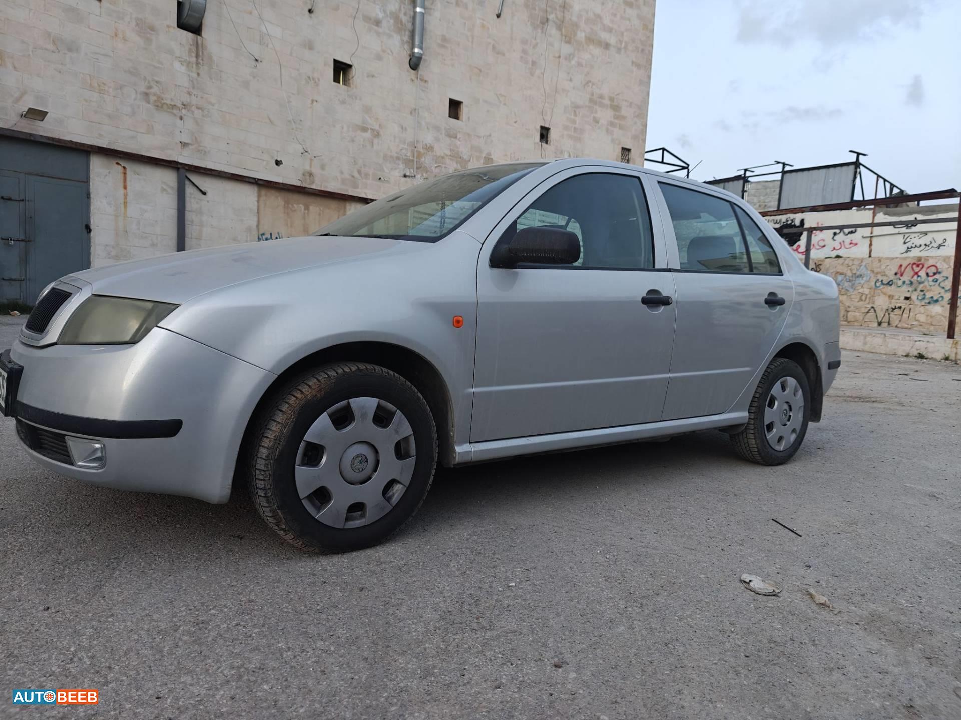 سكودا فابيا 2004