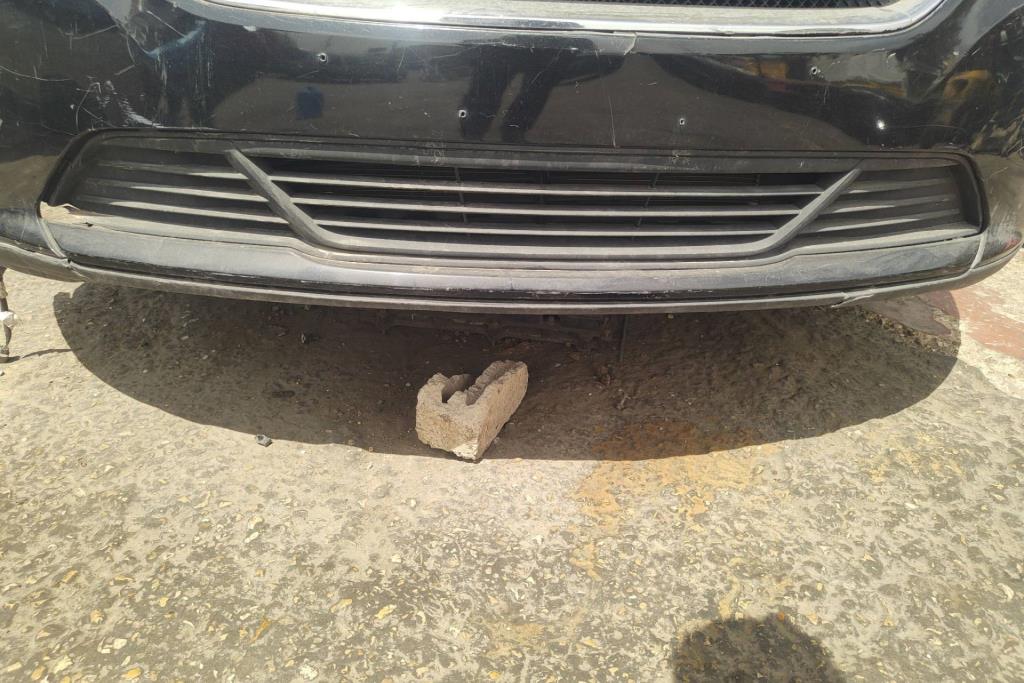 شل امامي سفلي فورد تورس 2015 2016 2017