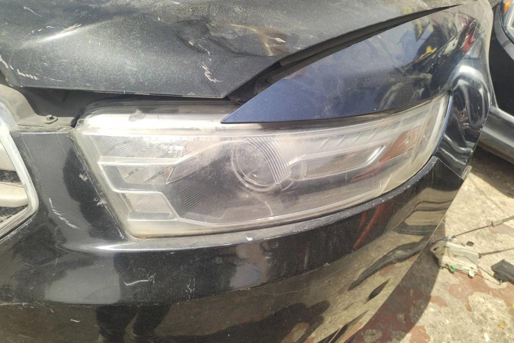 ضوء امامي شمال فورد تورس 2015 2016 2017