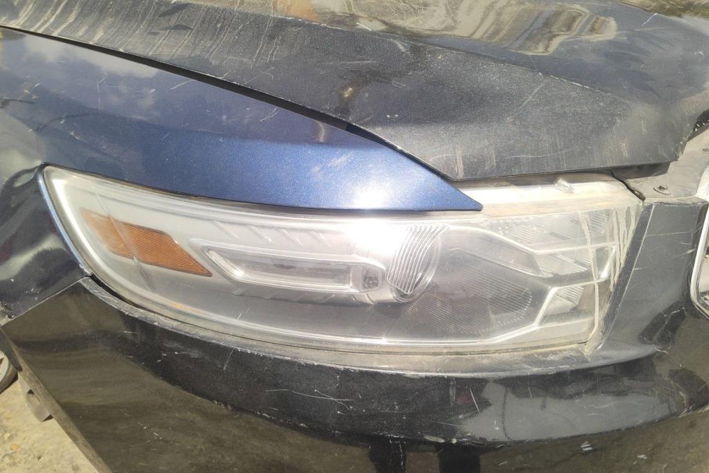 ضوء امامي يمين فورد تورس 2015 2016 2017