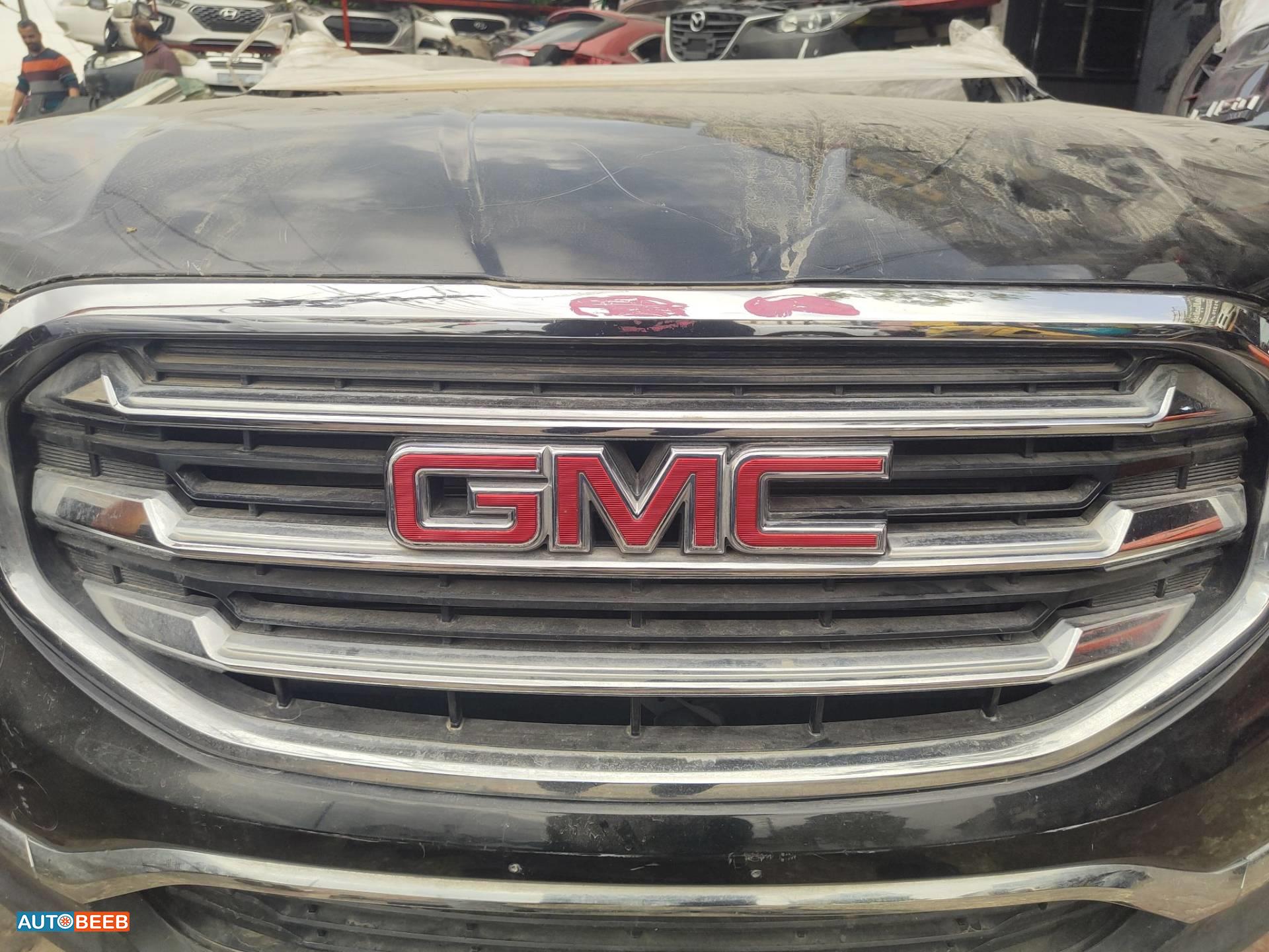 Body  Grilles GMC Terrain