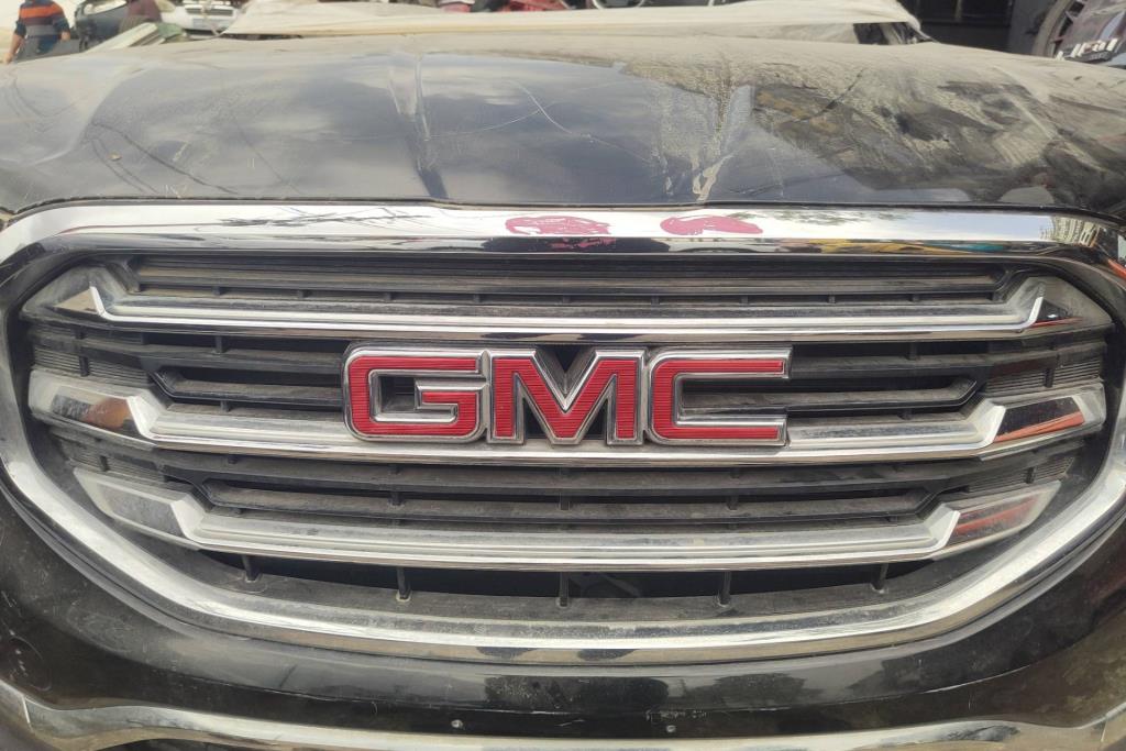 Body  Grilles GMC Terrain