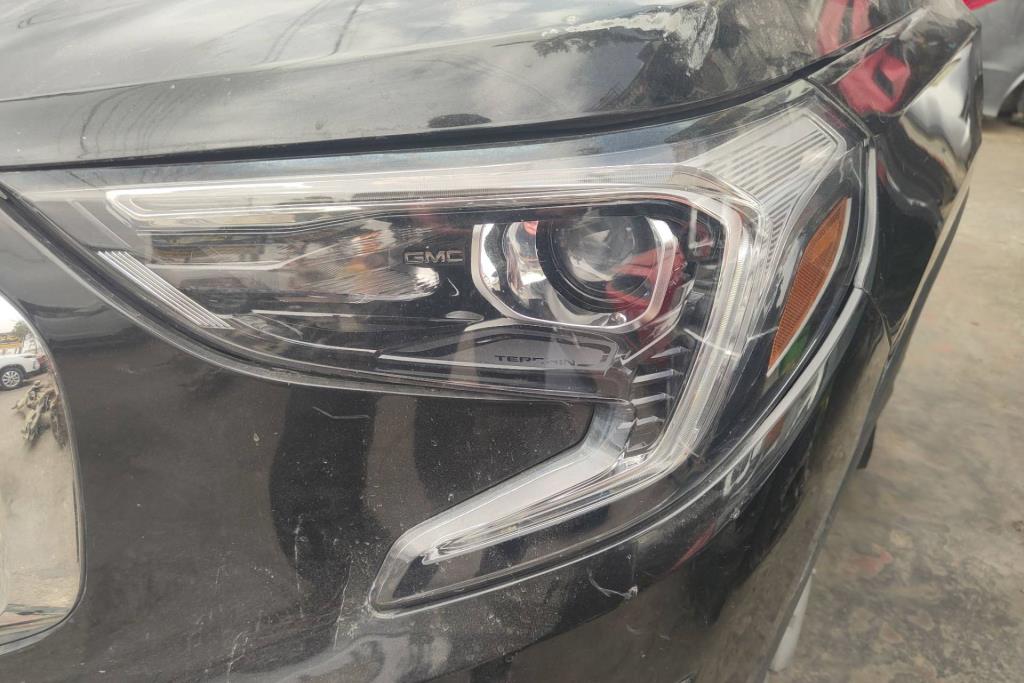 Lights Front light GMC Terrain