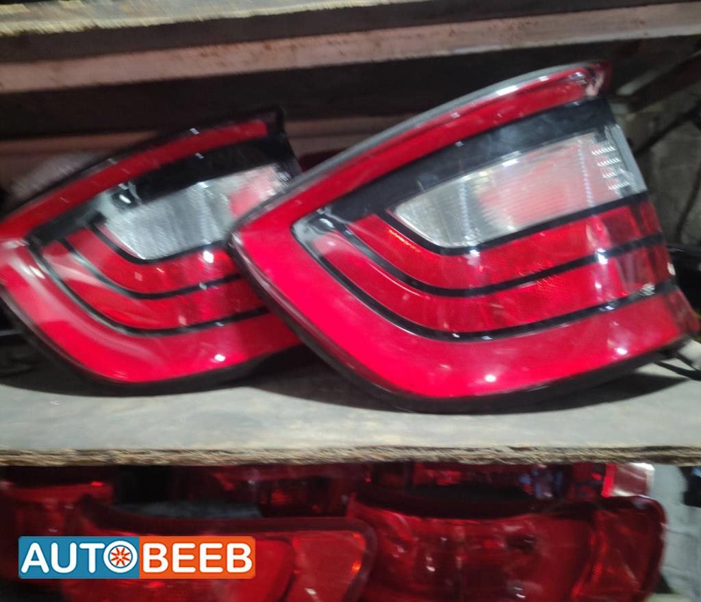 ضوء خلفي يمين شمال دودج دورانجو 2020 2021