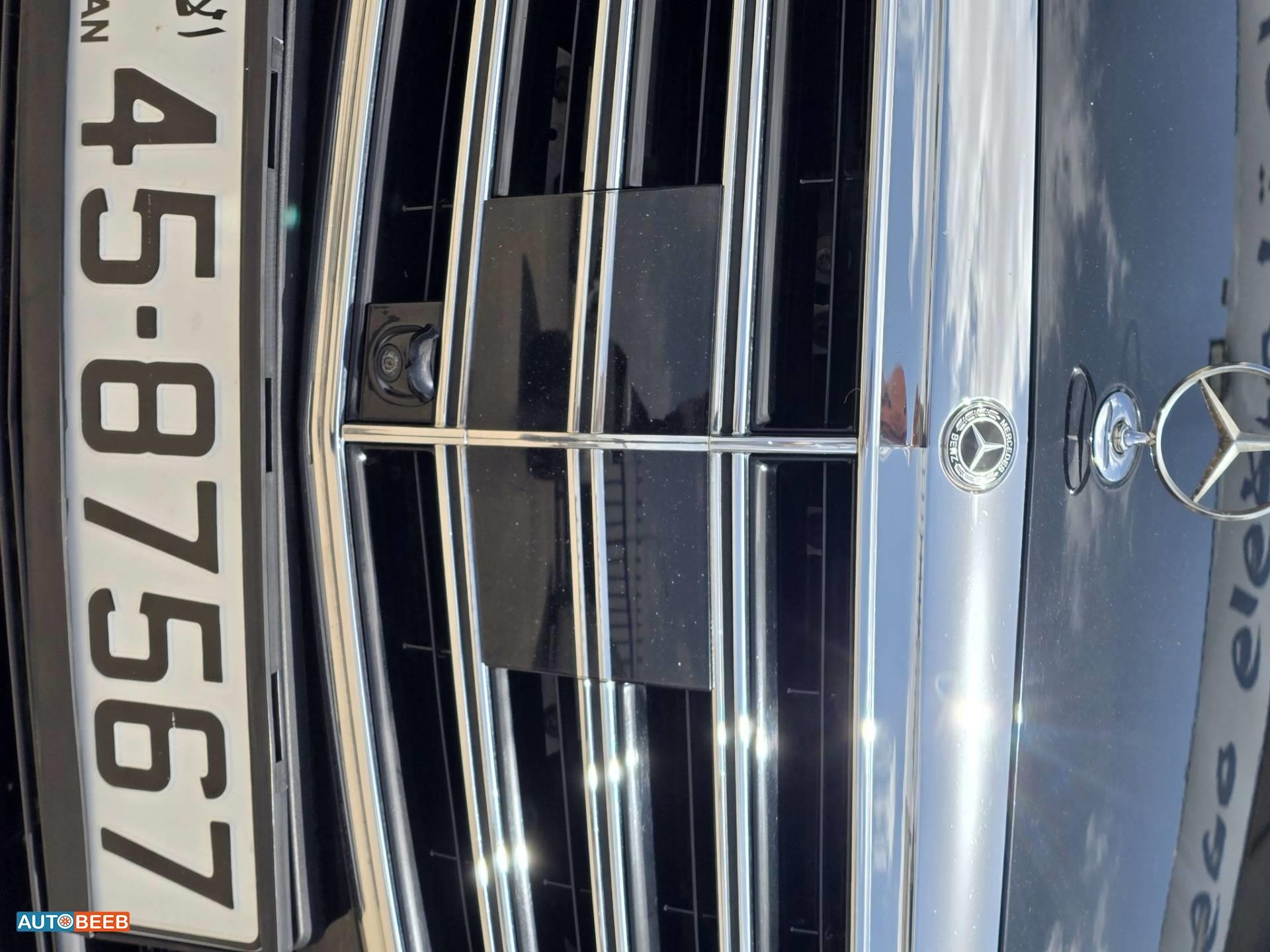 Mercedes Benz E300 2020