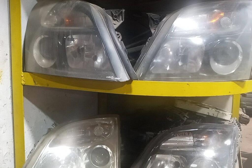 Lights Front light Opel Vectra