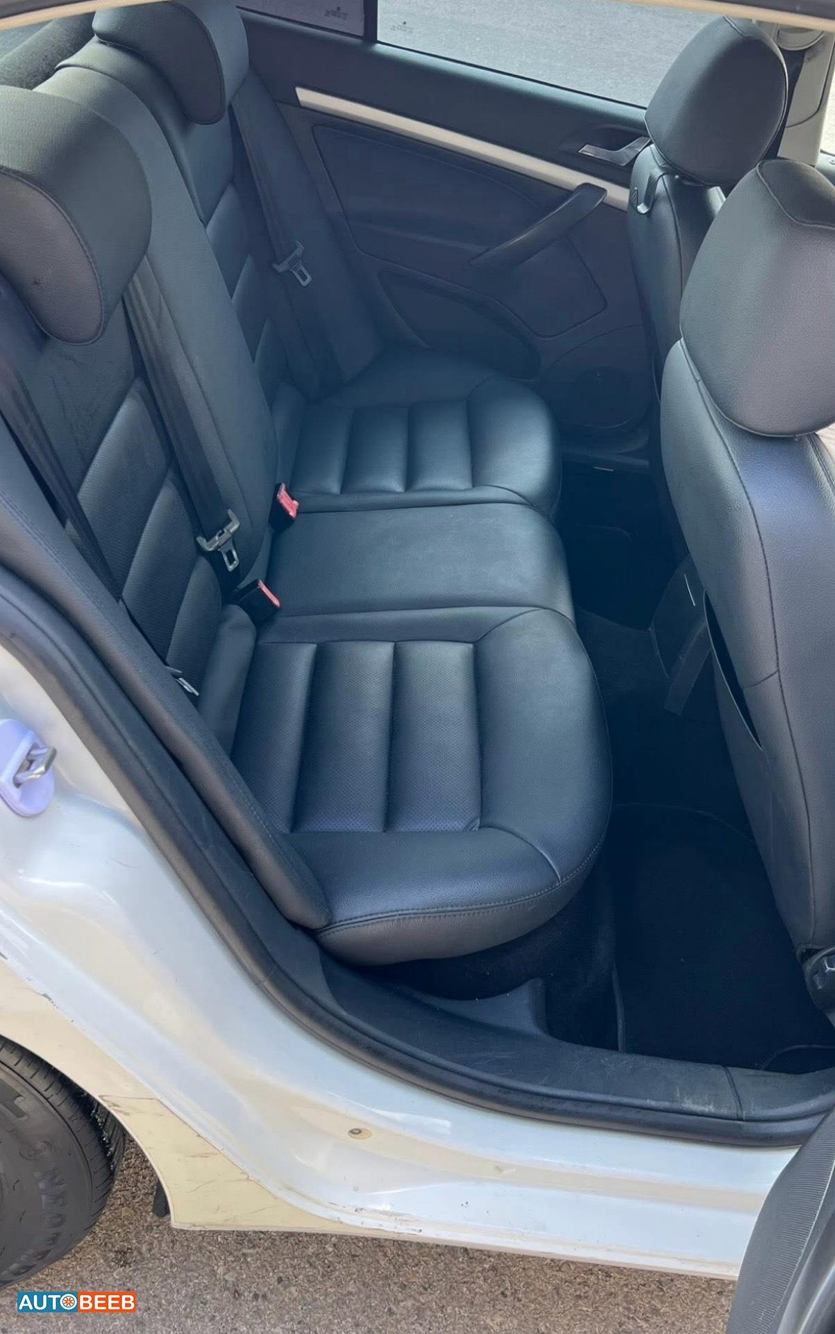 سكودا اوكتافيا 2008