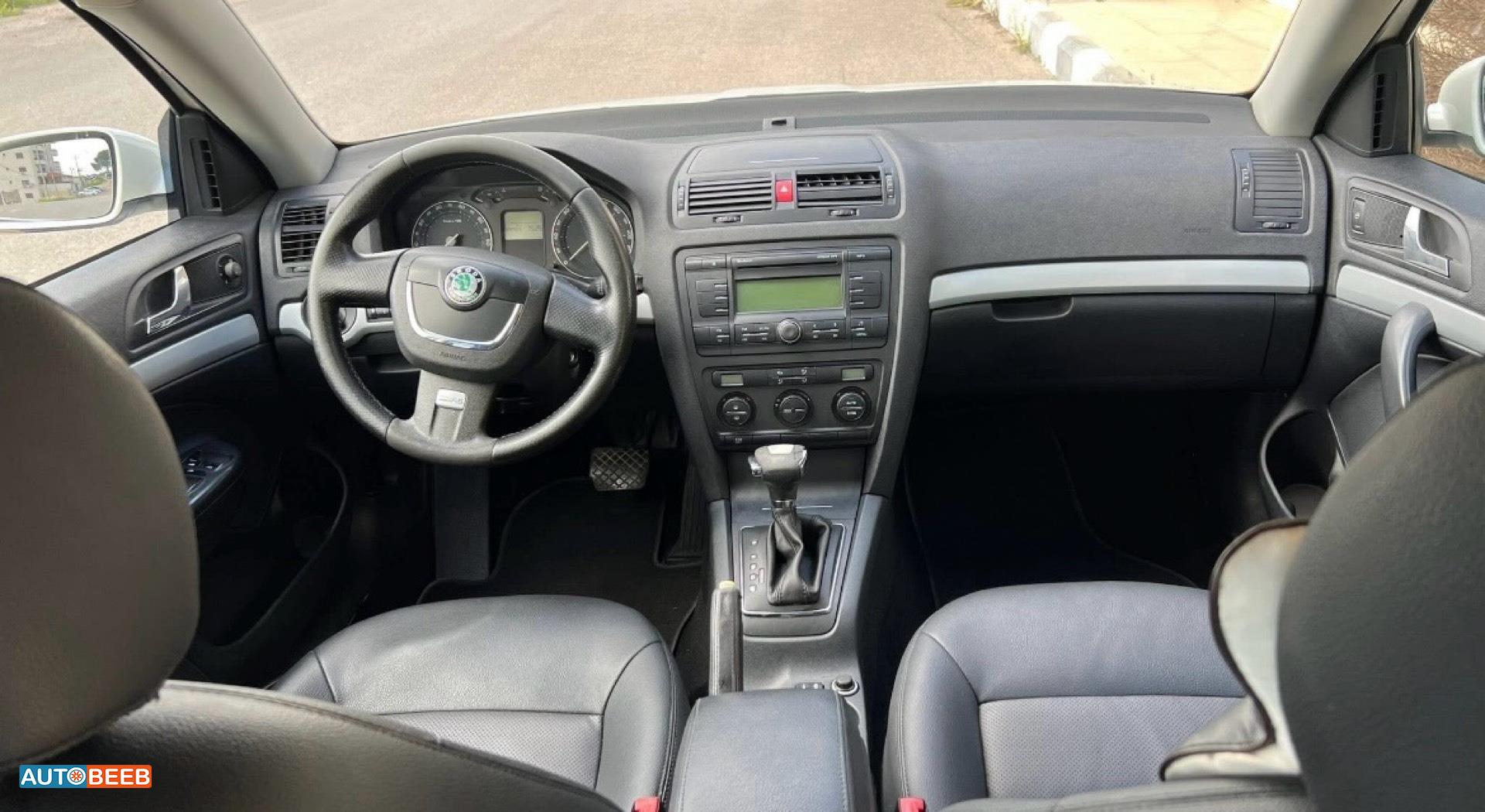 سكودا اوكتافيا 2008