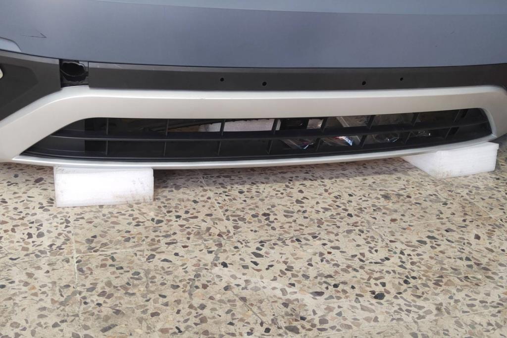 Body  Grilles Volkswagen Teramont