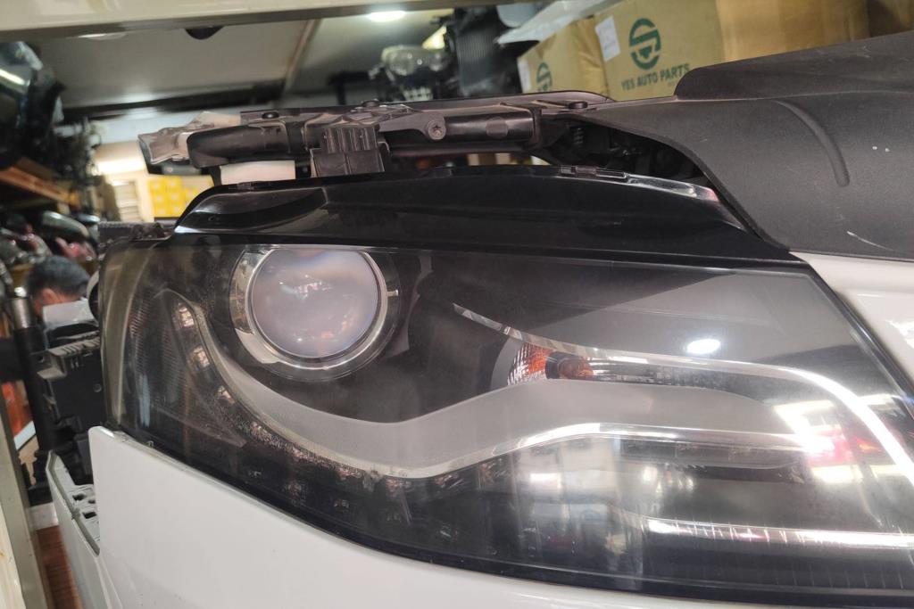 Lights Front light Audi A4