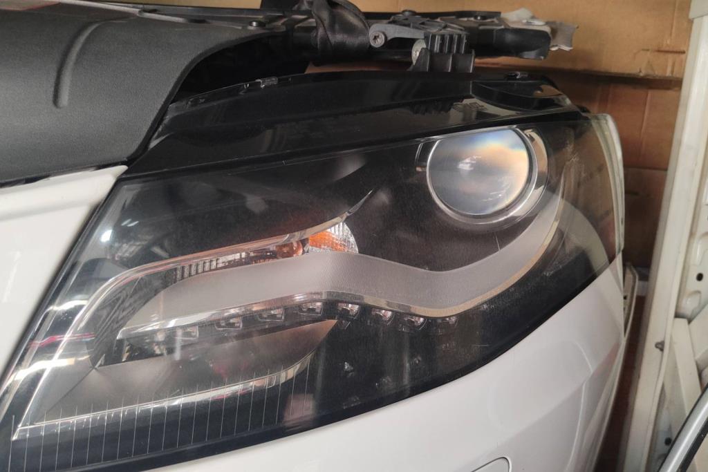 Lights Front light Audi A4