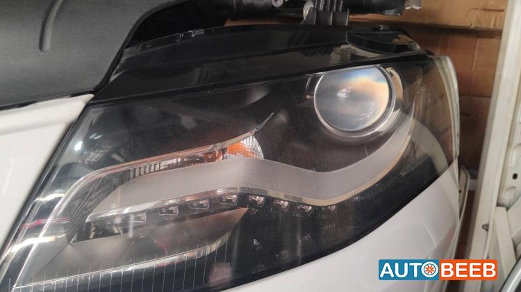 ضوء امامي شمال اودي a4 2010 2011