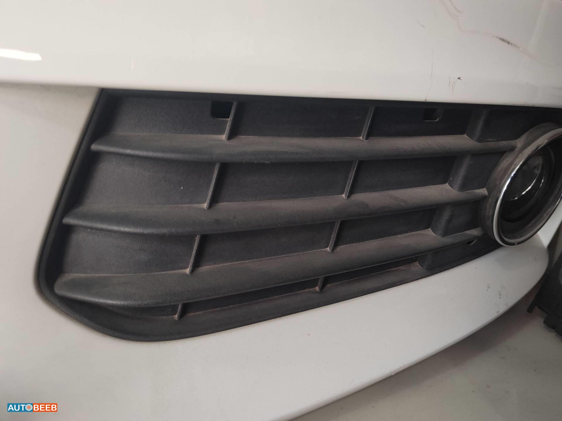 برواز كشاف امامي شمال اودي a4 2010 2011