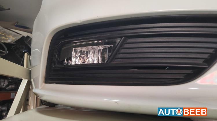 برواز كشاف امامي يمين اودي a4 2014 2015