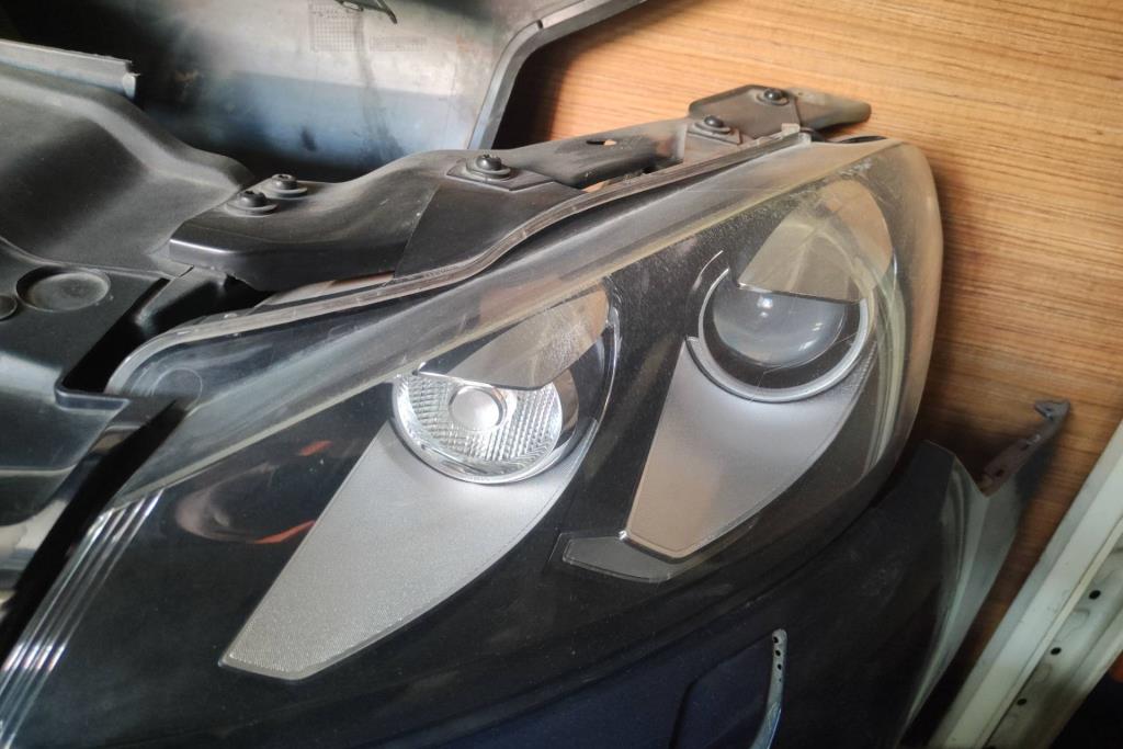 ضوء امامي شمال فولكس فاجن جولف mk6 2012 2013