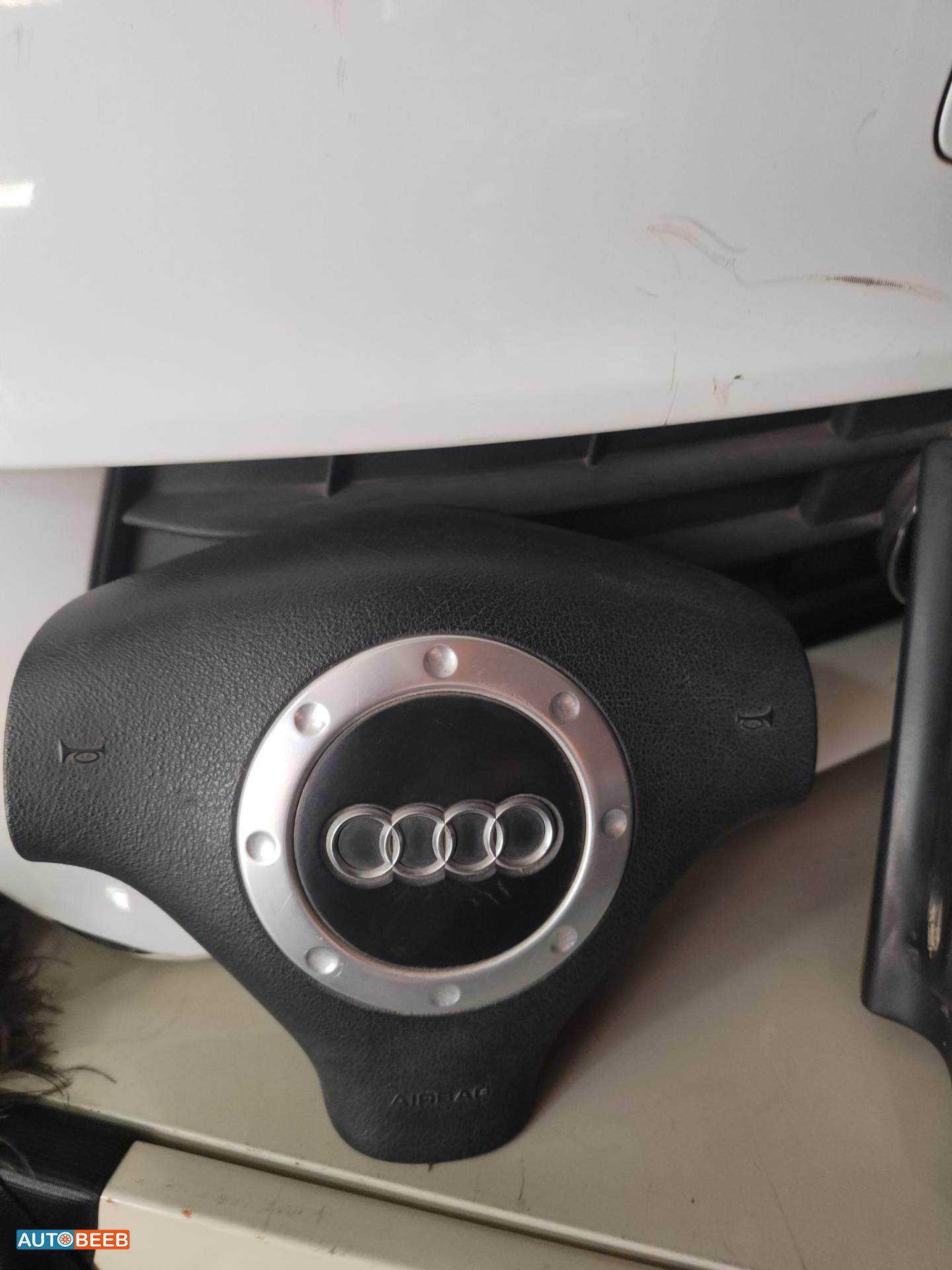 Cabin  Steering Wheel Audi TT