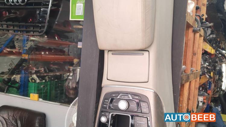 Cabin  Dashboard Audi A6