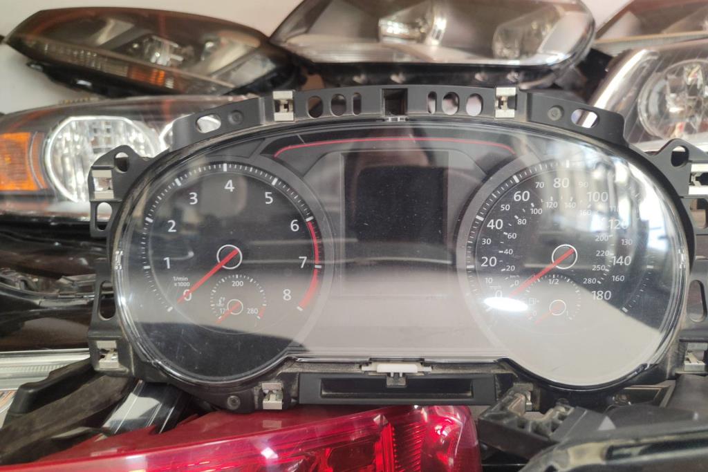 Cabin  Dashboard Volkswagen Golf GTI