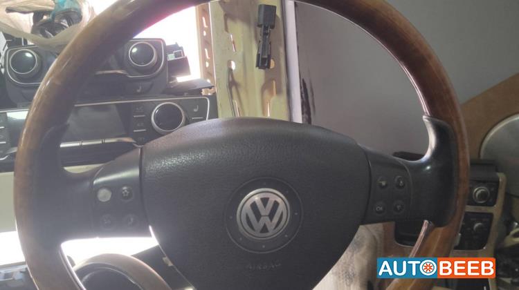 Cabin  Steering Wheel Volkswagen Passat