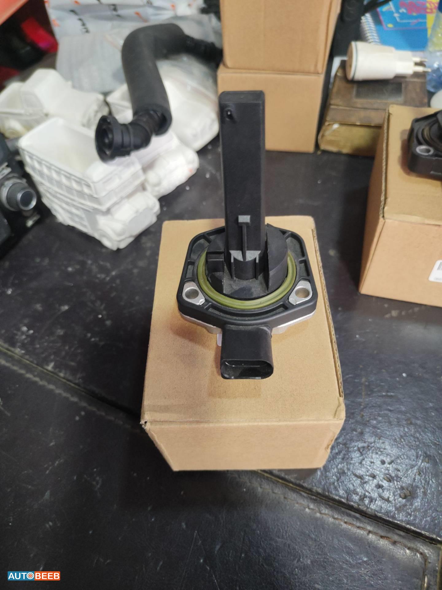 حساس زيت اودي a4 2014 2015