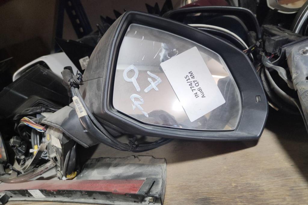 Body  Wing Mirror Audi Q7