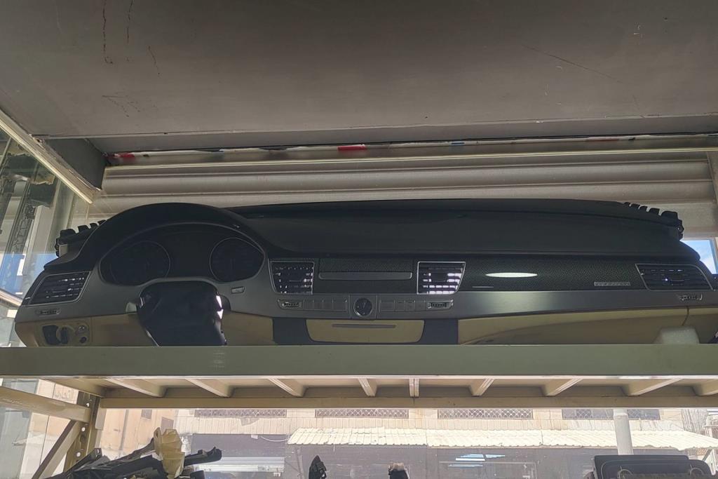 تابلوه اودي s8 2012 2013 