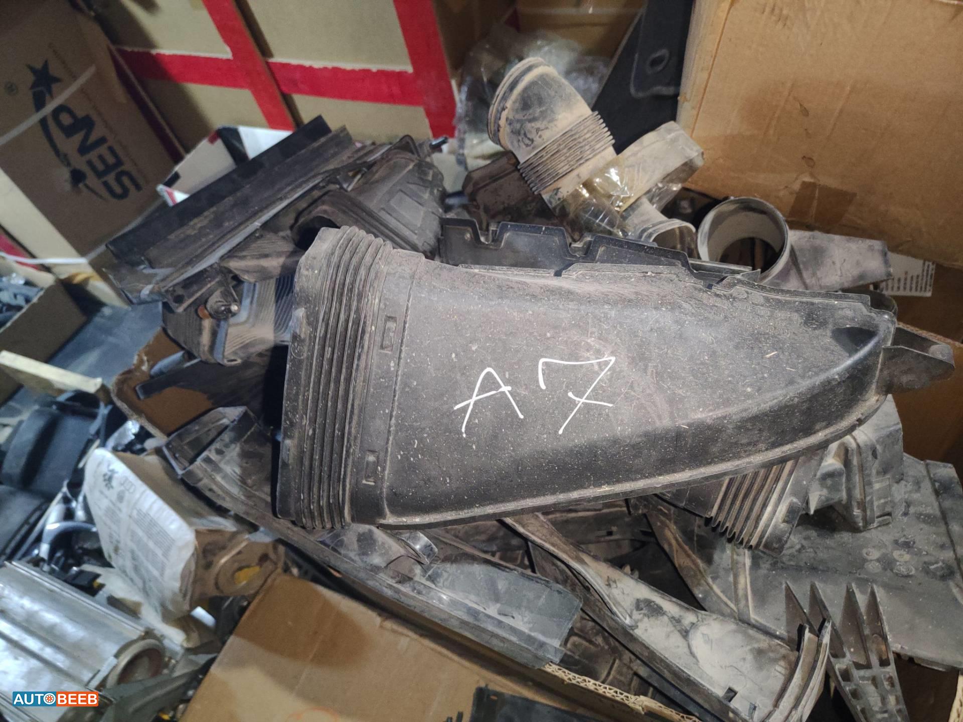 بوق واجهة اودي a7 2014 2015