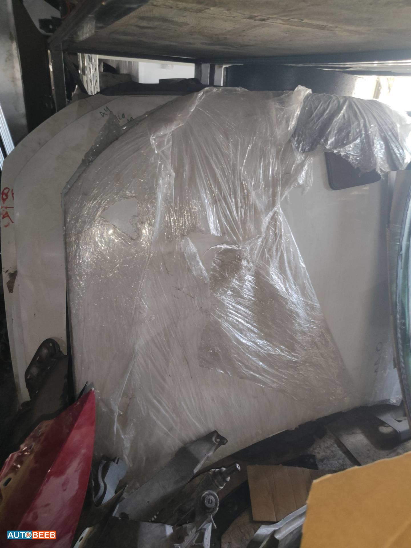 غطاء محرك اودي a4 2014 2015