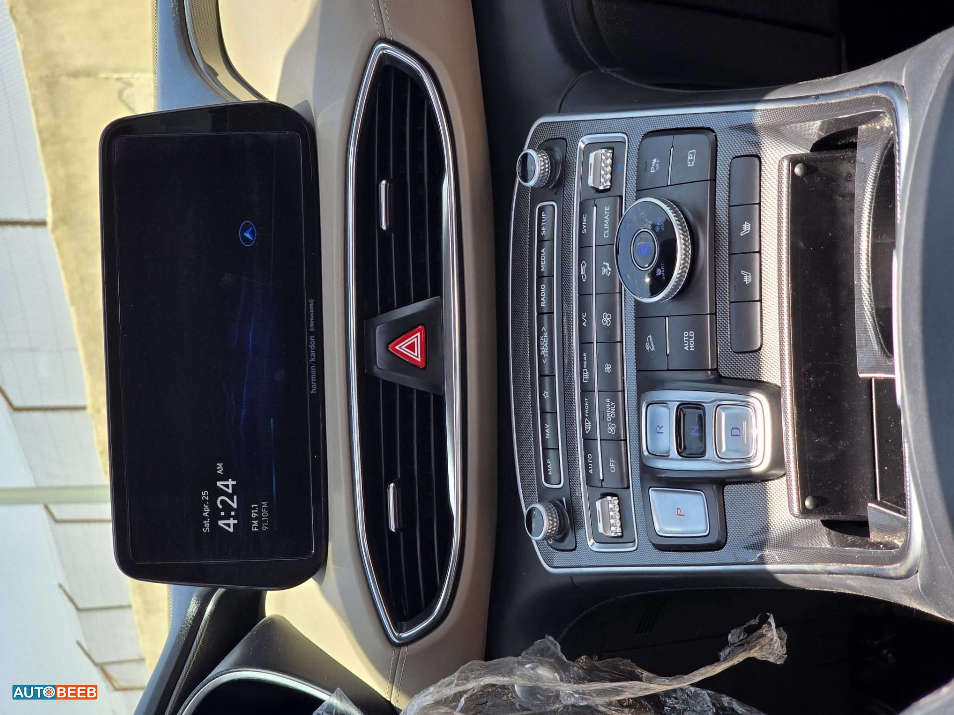 Hyundai Santa Fe 2023