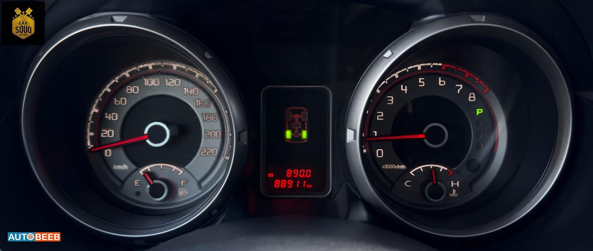 Mitsubishi Pajero 2016