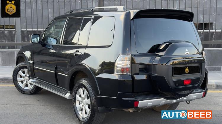 Mitsubishi Pajero 2016