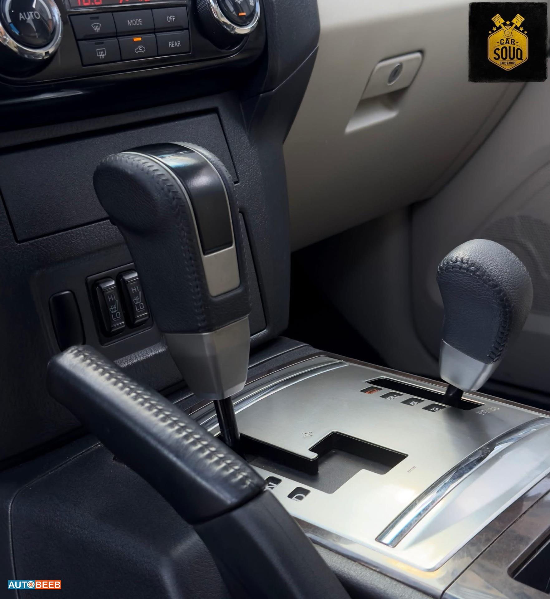 Mitsubishi Pajero 2016