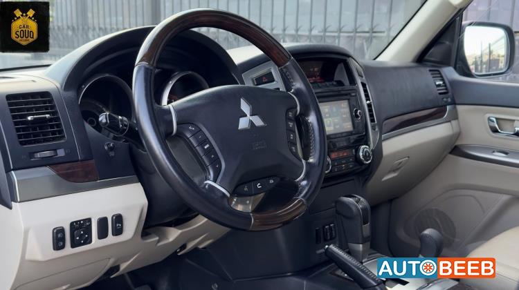 Mitsubishi Pajero 2016