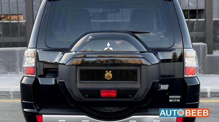 Mitsubishi Pajero 2016