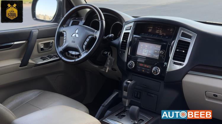 Mitsubishi Pajero 2016