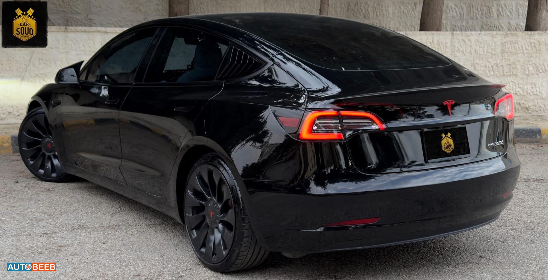 Tesla 3 2023