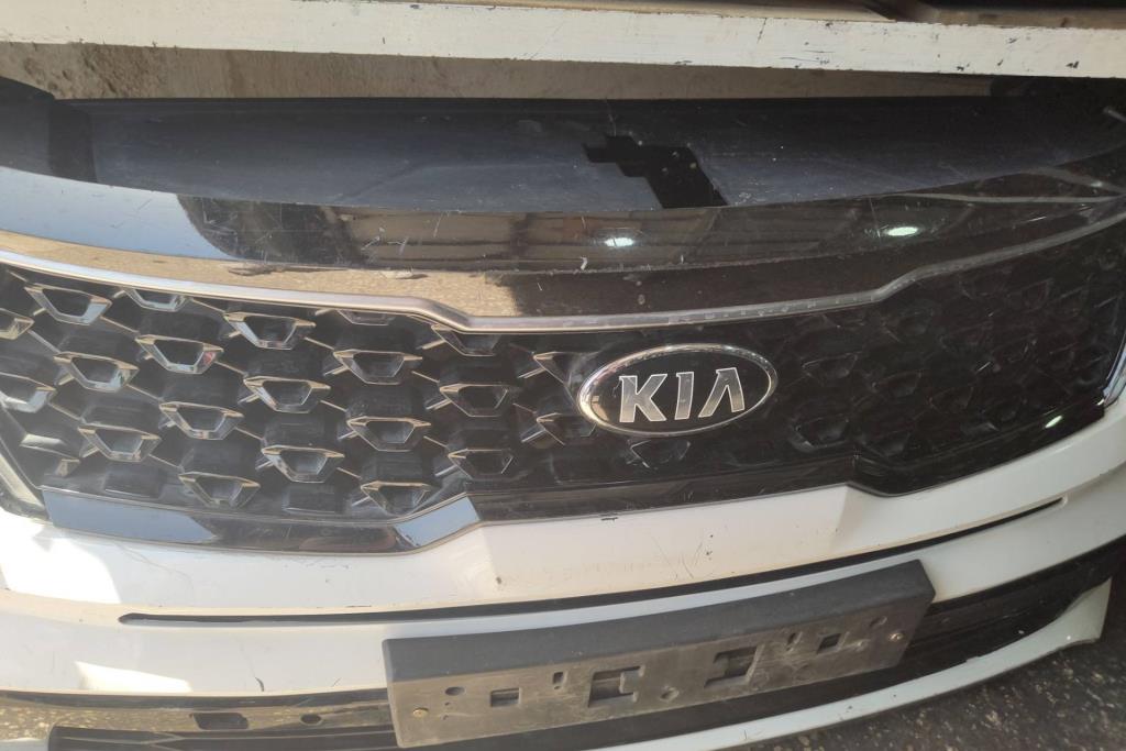 Body  Grilles KIA Sorento