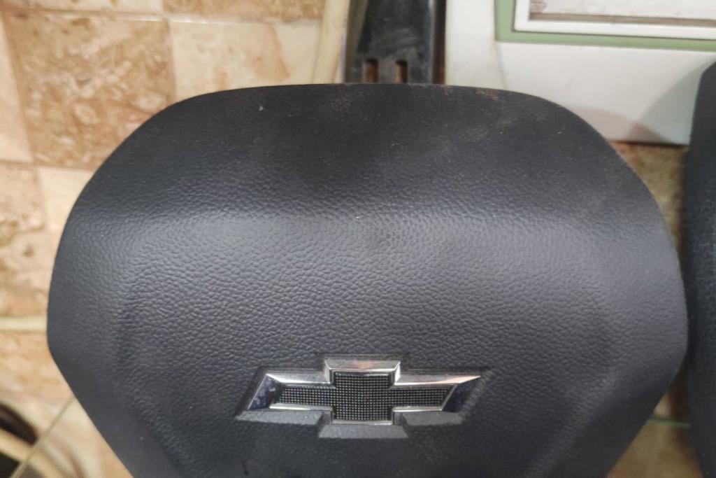Cabin  Steering Wheel Chevrolet Bolt