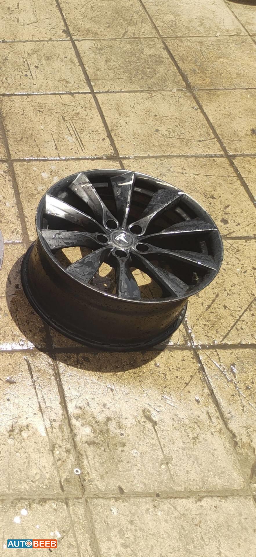 Wheel and Rims Rims Tesla 3