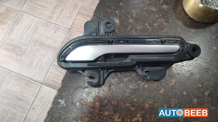 Body  Door Handle  Tesla 3