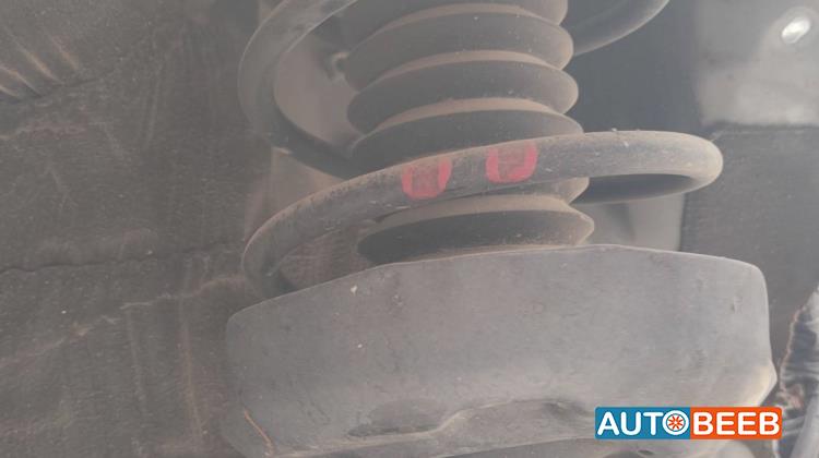  Shock Absorber Toyota Prius