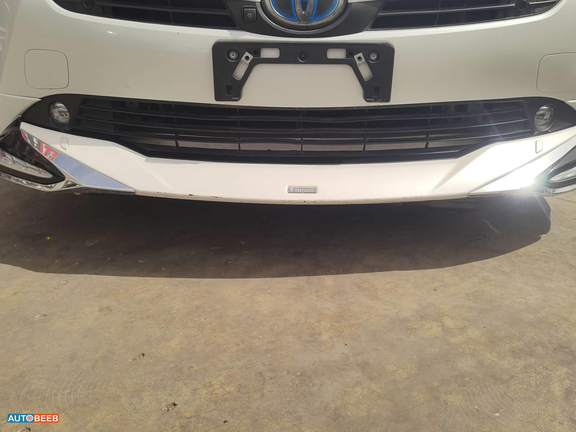 Body  Grilles Toyota Prius