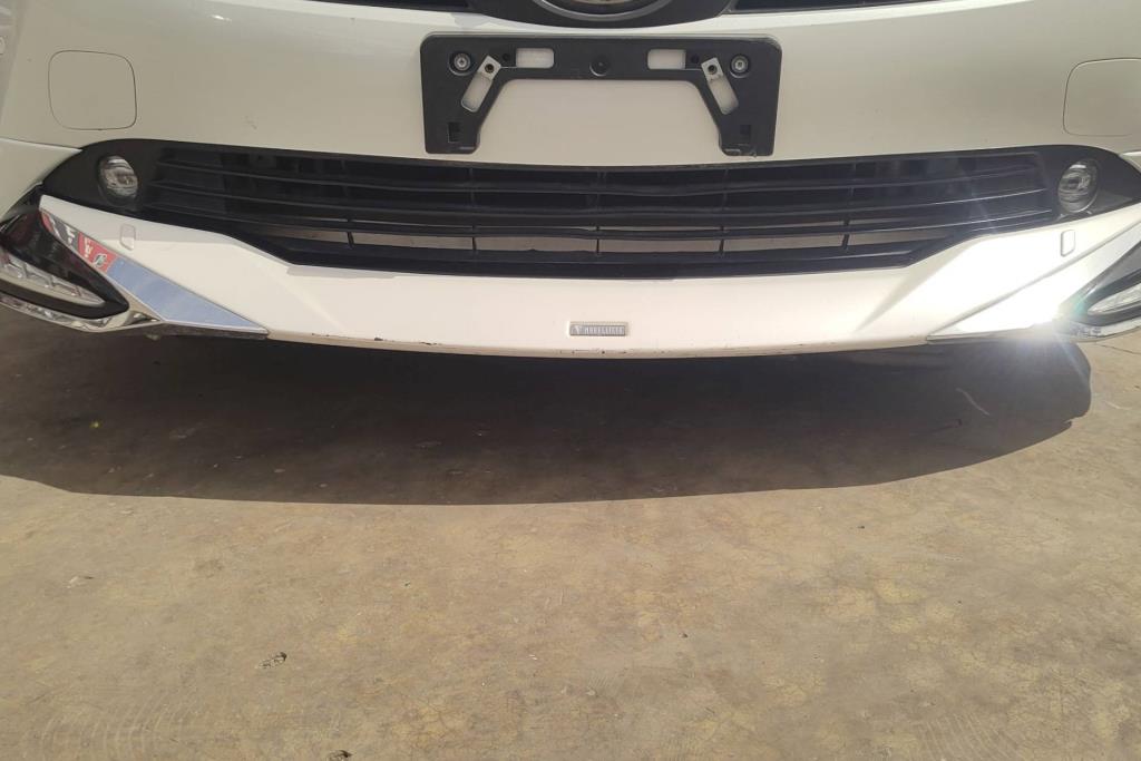Body  Grilles Toyota Prius