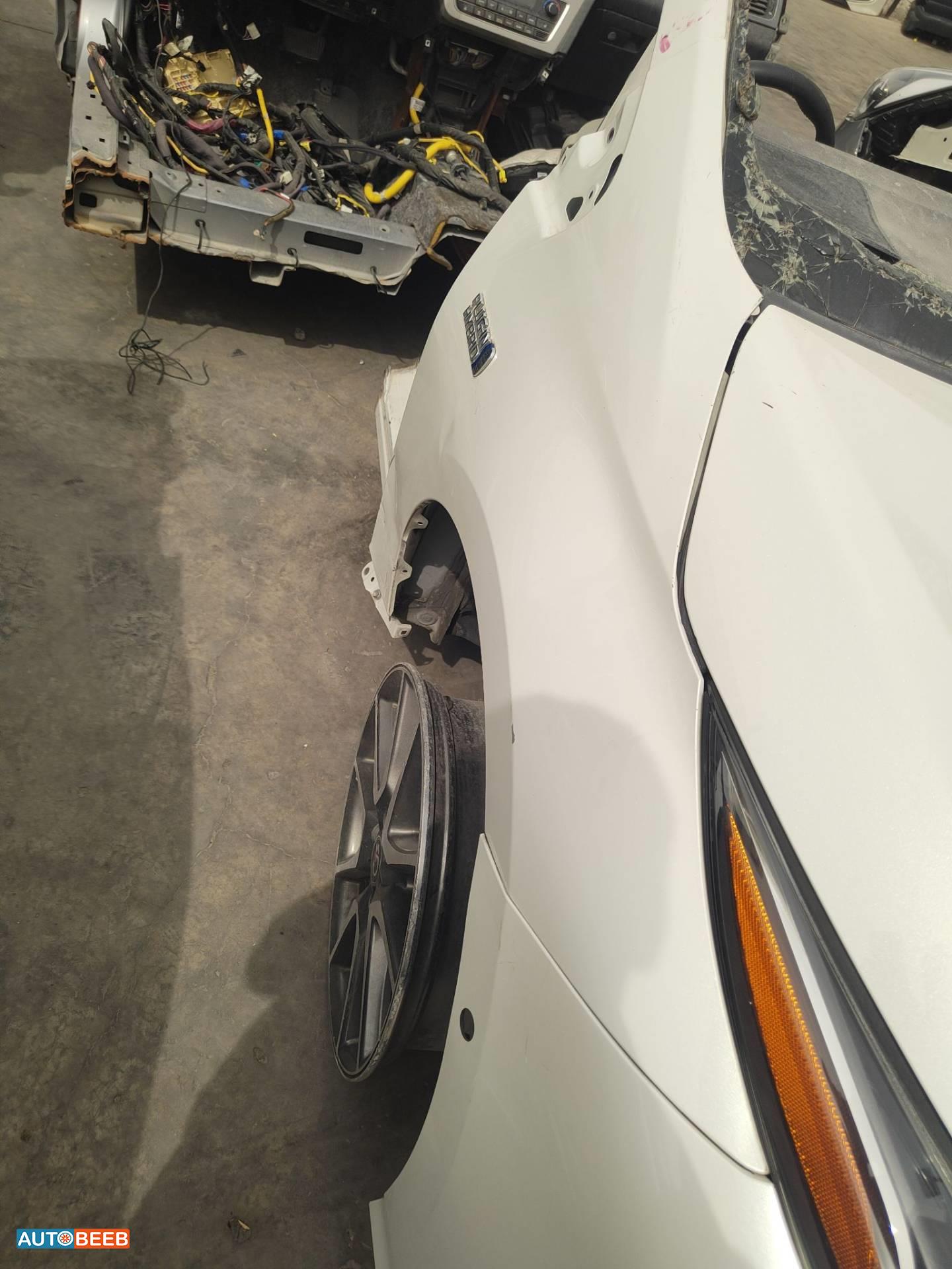 Body  Fenders  Toyota Prius