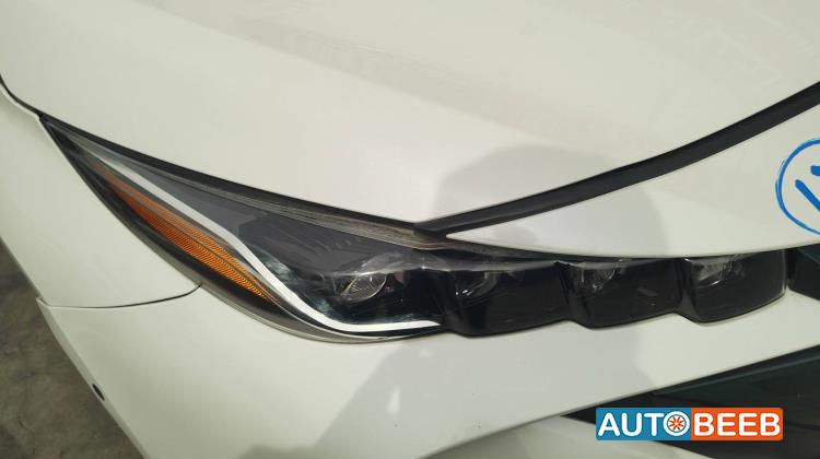Lights Front light Toyota Prius