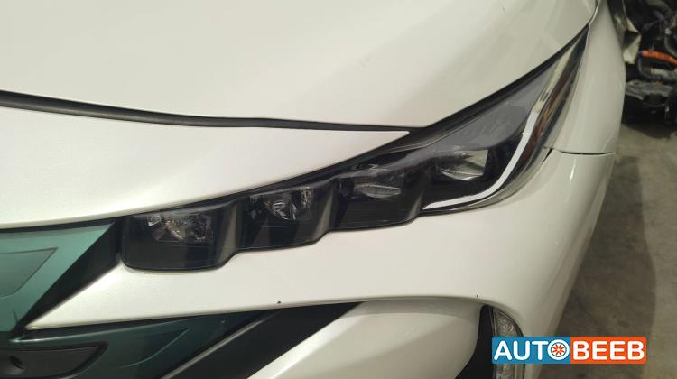 Lights Front light Toyota Prius