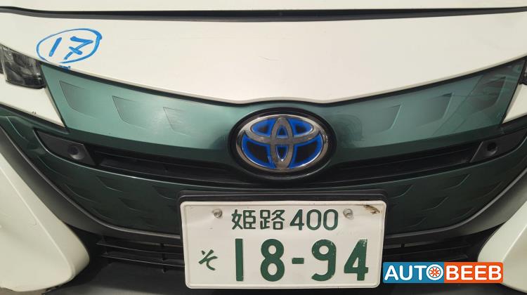 Body  Grilles Toyota Prius