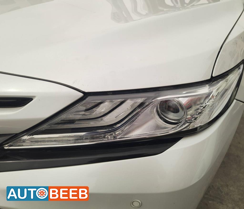 Lights Front light Toyota Camry