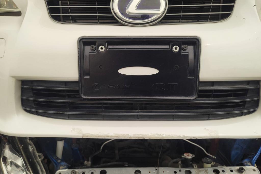 Body  Grilles Lexus CT200