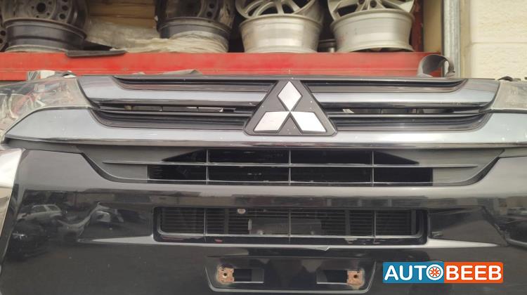 Body  Grilles Mitsubishi Outlander